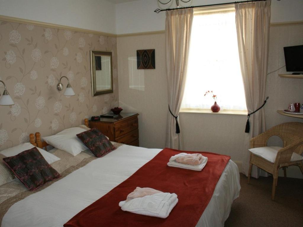 Cromwell House Hotel Eastbourne Exterior foto