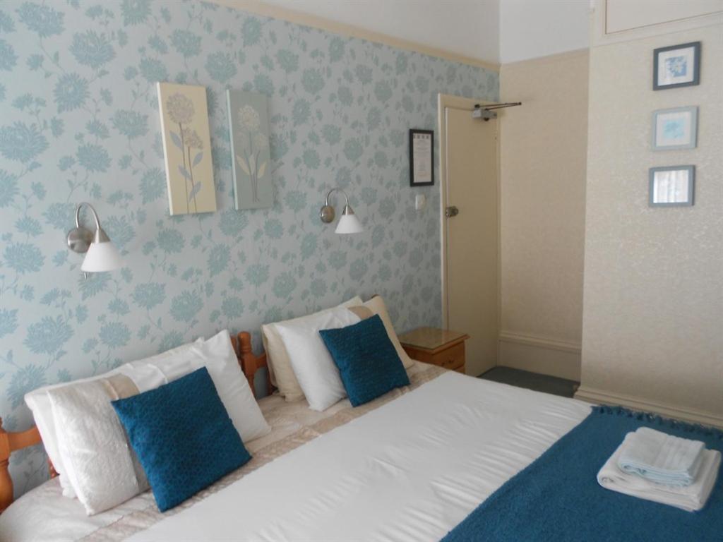 Cromwell House Hotel Eastbourne Exterior foto